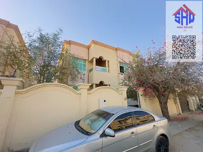 للبيع فيلا شامل ماء وكهرباء ومكيفات  بجانب مسجد وقريبة من كافة الخدمات  6 غرف  مجلس وصالة