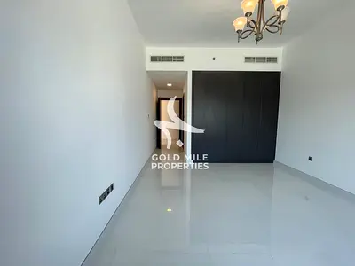 Prime Location 1bhk+Private Balcony | High Class Amenities | Family Building
