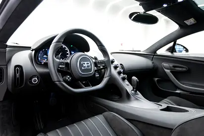صورة 9 لـ 2023 Bugatti CHIRON