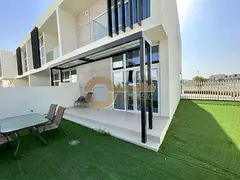 Big Plot | Single Row | R2EE | End Corner Unit