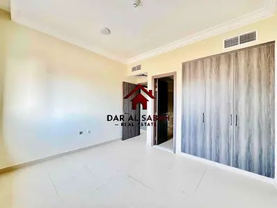 2 Double wardrobes/master bedroom/specious layout/Reafy to move