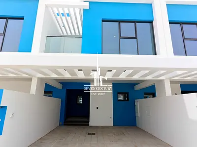 Lush Green Living| Vacant | Ideal For Family