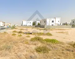 For sale, a residential plot of land in Al Hoshi, Sharjah