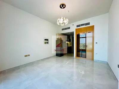 BRAND NEW || SEMI FURNISHED || HIGH FLOOR