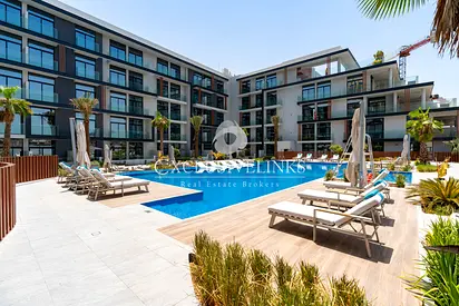Spacious and Modern Studio | Great Facilities