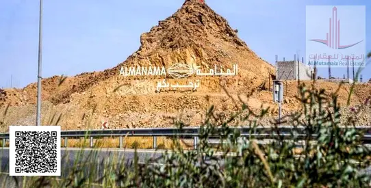 For sale: Private residential land in Manama, Block 9, measuring 4843 sq ft, permit for ground floor + 1
