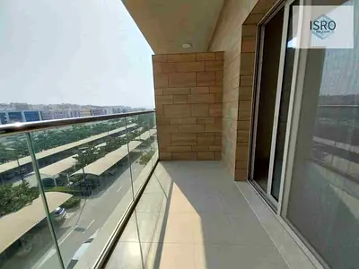 Spacious 1bhk with balcony and 4P