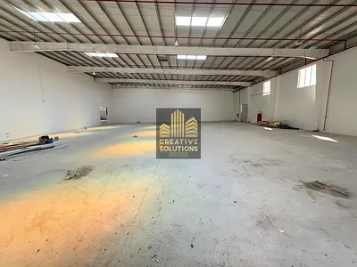 PRIME LOCATION WAREHOUSE FOR RENT NEAR MAIN ROAD