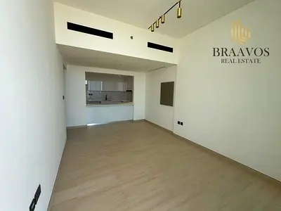 OPEN VIEW | BRIGHT AND SPACIOUS | STYLISH 2 BR