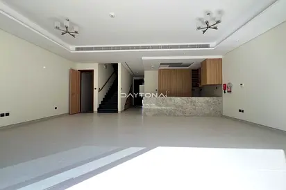 ELEGANT TOWNHOUSE | BRAND NEW | GATED COMMUNITY