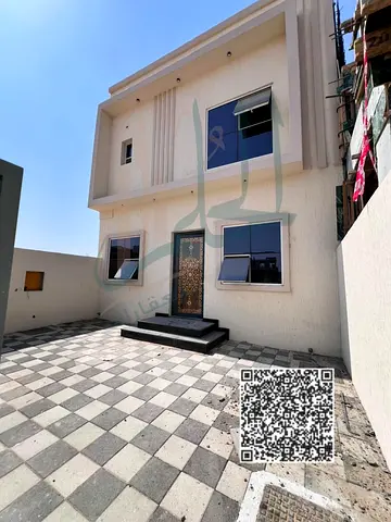 For sale townhouse with 3 master bedrooms living room and roof with spacious courtyard, area of ​​1800 square feet