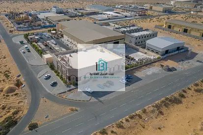 للبيع – مصنع مميز في منطقة الصجعة الصناعية – الشارقة