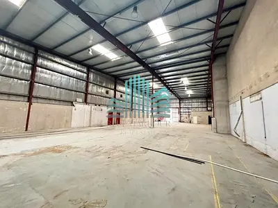 FRONT FACING AND ROAD SIDE ONLY FOR CREATIVE BUSINESS | EASY ACCESS TO MAIN ROAD