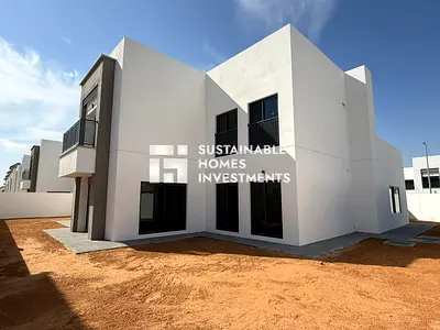 Corner Unit l Big Plot l Spacious 5BR+M