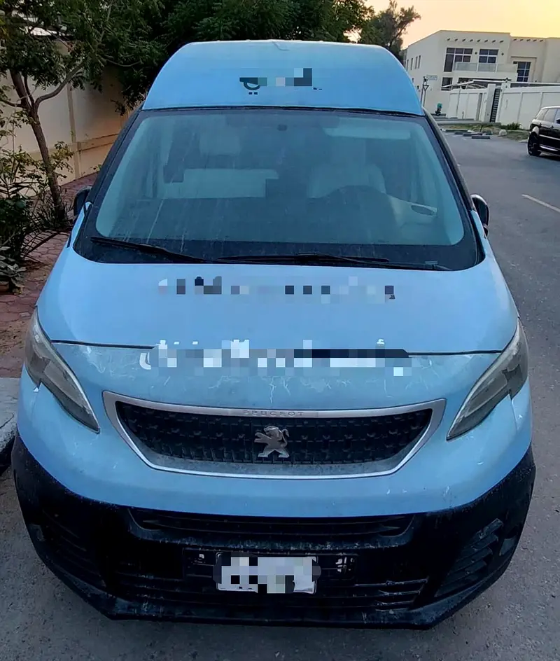 Peugeot Expert 2018 — photo 1 of 11
