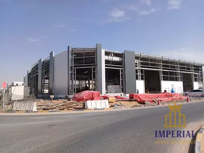 مصنع جديد زاويه شارعين مع كهرباء 350 كيلو وات  في موقع مميز