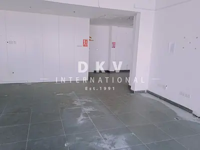 PRIME LOCATION | RETAIL SPACE | ALL ACTIVITIES