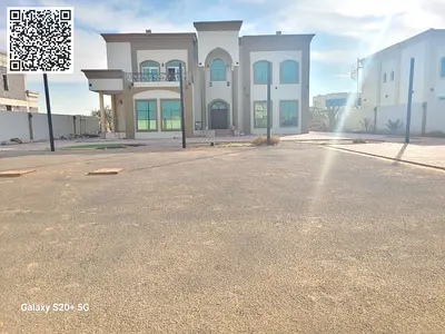 فيلا فاخرة تتكون من 5 غرف نوم رئيسية متاحة للإيجار في الرحمانية، الشارقة