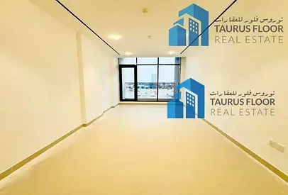 Brand New Ultra Luxury 3+Maid near Metro
