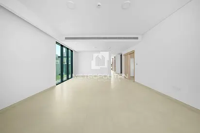 New Luxury Villa | Spacious | Close to Park