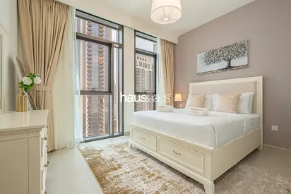 Scenic Creek Views | Near Park and Promenade