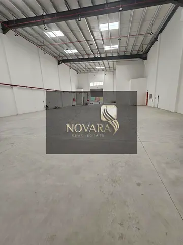 An ideal warehouse for companies seeking a prime location and practical space in the heart of Al Jurf Industrial.