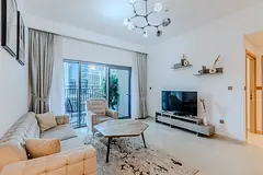 Spacious and modern 1BDR Apartment in Creek Harbour / 17 Icon Bay