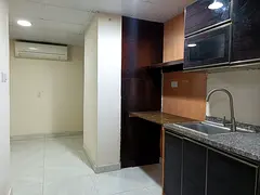 HOT DEAL! ONLY 2700 MONTHLY! COMFY STUDIO INCL. ELECTRICITY AND WATER ON HAMDAN ST.