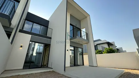 4BR Villa for Sale | Exclusive | Family Community