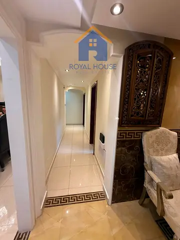 للبيع 3 غرف وصاله على بحيره خالد