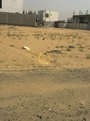 فرصة (100) للبيع ارض سكنية في امارة الشارقة منطقة الحوشي ضاحية البديع مساحة 10,000 قدم