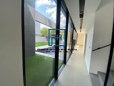 5 bedrooms forest villa available for rent.