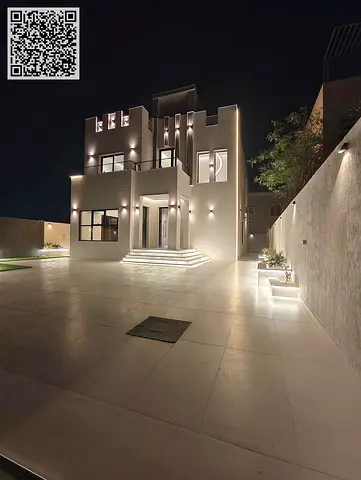 فيلا للإيجار مكونة من 6 غرف نوم | 5000 قدم مربع | المويهات 1 | 130 ألف