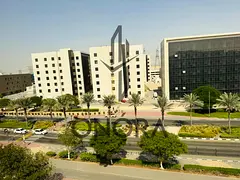 BUILDING FOR RENT | NEAR METRO | PRIME INVESTMENT OPPORTUNITY