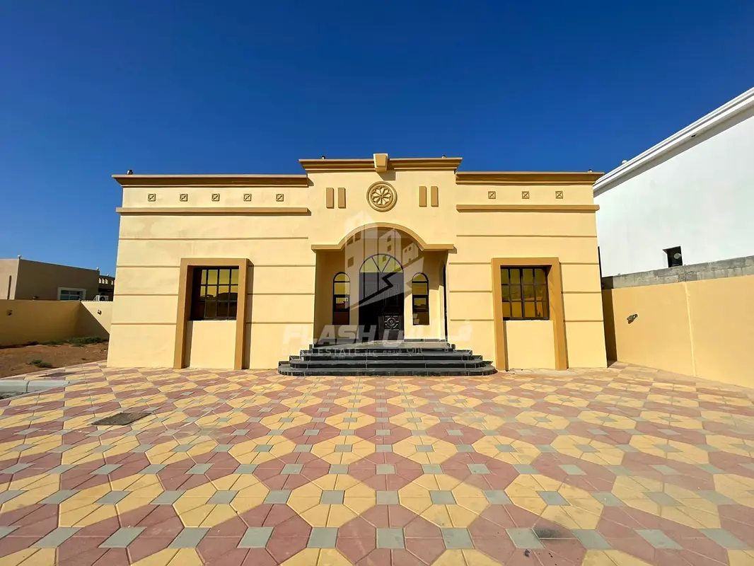 فيلا للبيع بمنطقة الرفاعة راس الخيمة
