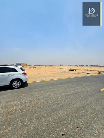 للبيع في الشارقة   منطقة بساتين الزبير   قطعة أرض موقع مميز   قريبه من جميع الخدمات   الأرض قريبه جدا من الحديقة   يتميز المشروع بالقرب