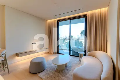 Luxury Fully Furnished High Floor Ready to move In