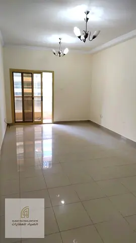 شقة مميزة بموقع مميز للبيع في القاسمية