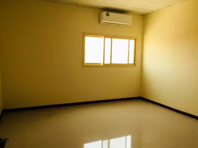 الإقامة المتاحة