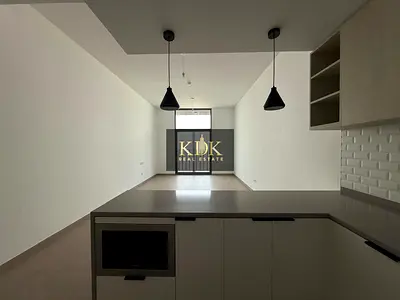 Road facing | Fitted Kitchen | Call Now