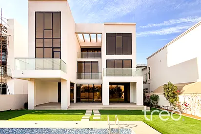 Smart Home | Brand New | 7 Bed | Custom