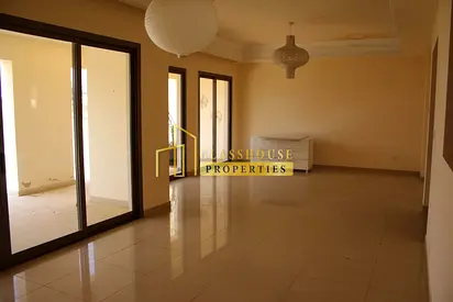 Spacious 4BR TA overlooking GOLF Course for SALE