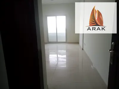 امتلك الآن بناية سكنية تجارية جديدة بالكامل (أول ساكن) في واحدة من أكثر المناطق نمواً في عجمان – منطقة العالية.  موقع استراتيجي قريب من شارع الشيخ محم
