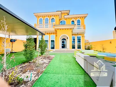 Ultra Luxury Finishing / Upgraded 5BR / Extra Majlis Room / Urban Living Area