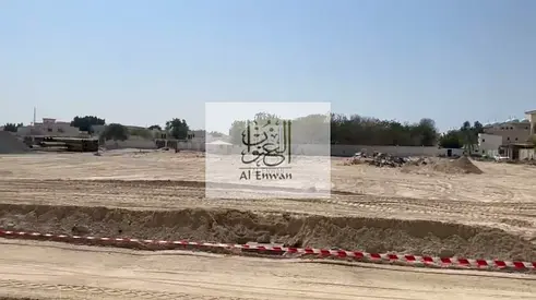 Luxury Freehold Plot / special offer / sharjah
