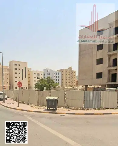 للبيع بعجمان ارض سكنى تجارى بالنخيل2 مساحة 2314 قدم G + 4 موقع ممتاز رابع قطعة من الكورنيش امام مسجد زاوية شارعين مطلوب مليون و 500 الف قابل للتفاوض