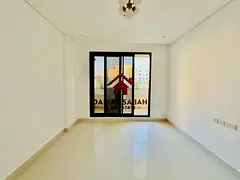 Brand new building | Ready to move | Easy to assess dubai | 6 cheque payment | with balcony !