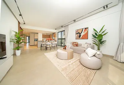 Luxury 3BR with Golf & Lake Views