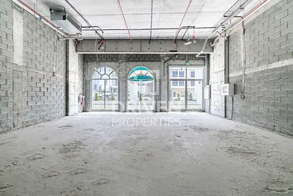 Prime Location | Huge Layout | Best for F and B