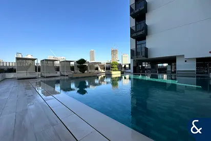 ELLINGTON CLASS | VACANT NOW | HIGH FLOOR